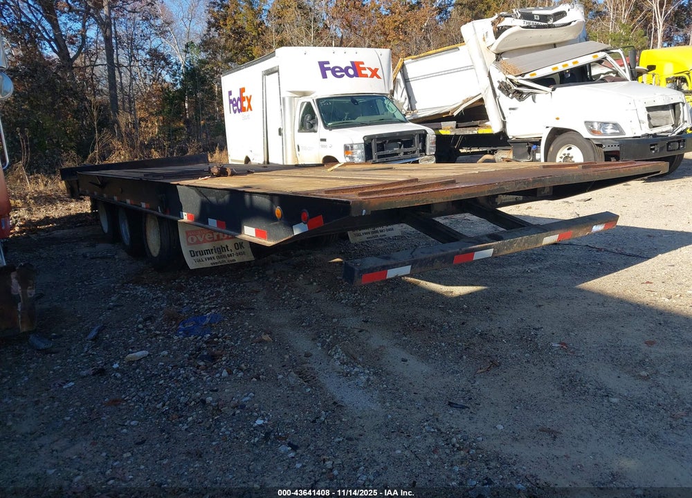 2005 OVERBILT TRAILER COMPANY LOW TRAILER VIN: 1Z9MD283950058840