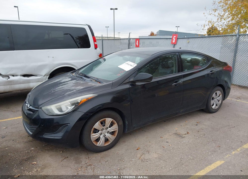 2016 HYUNDAI ELANTRA SE VIN: 5NPDH4AE7GH780538