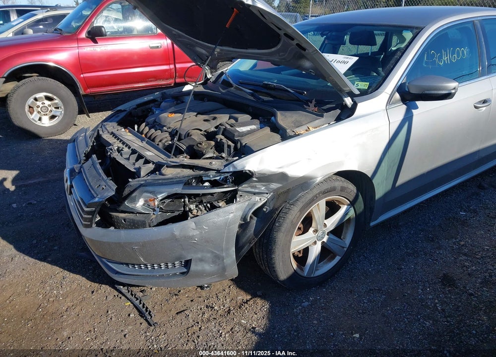 2013 VOLKSWAGEN PASSAT 2.5L SE VIN: 1VWBP7A31DC090296