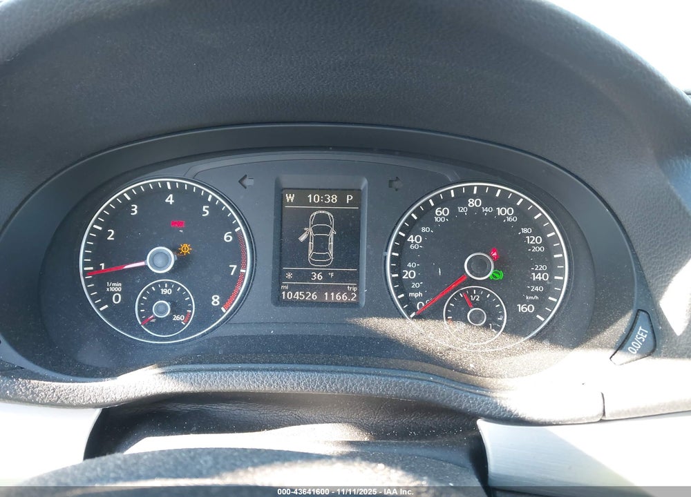 2013 VOLKSWAGEN PASSAT 2.5L SE VIN: 1VWBP7A31DC090296