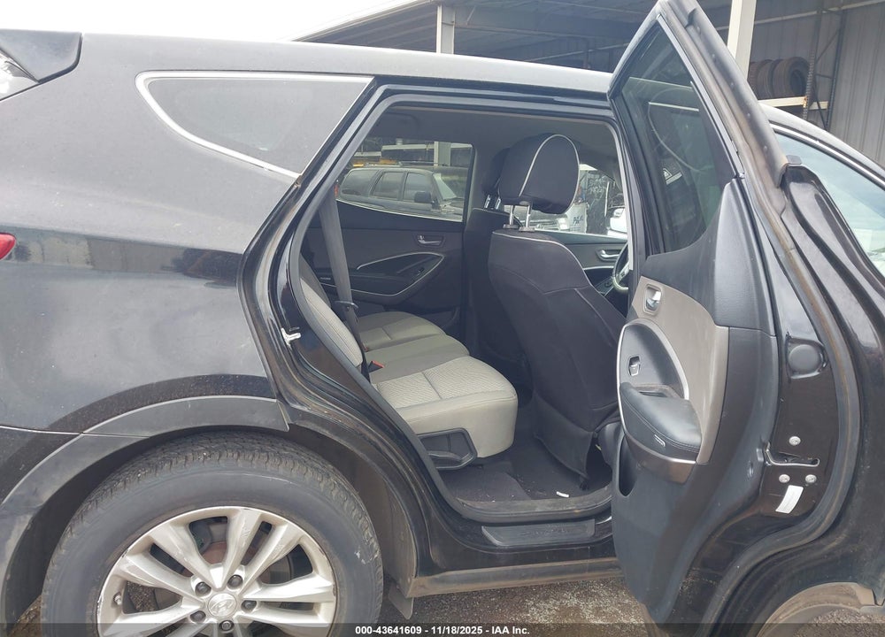 2016 HYUNDAI SANTA FE VIN: 5XYZT3LB6GG335037