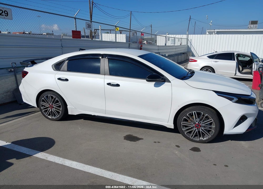 2023 KIA FORTE GT VIN: 3KPF44AC7PE530501
