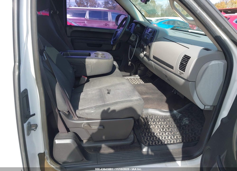 2012 CHEVROLET SILVERADO 1500 VIN: 1GCRCREA0CZ223157