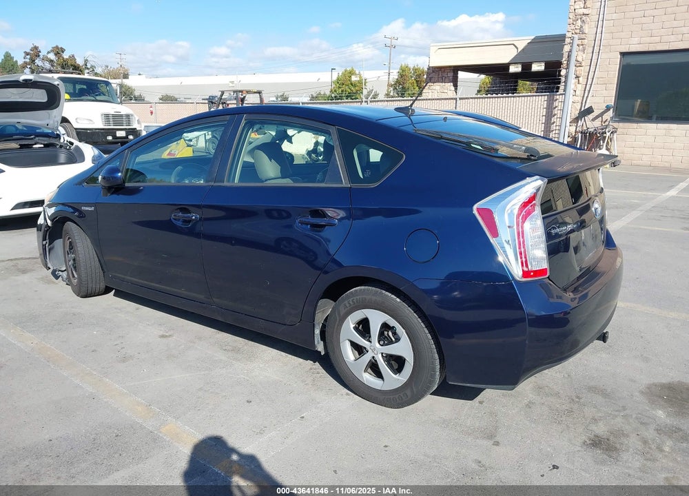 2015 TOYOTA PRIUS THREE VIN: JTDKN3DU5F0399067
