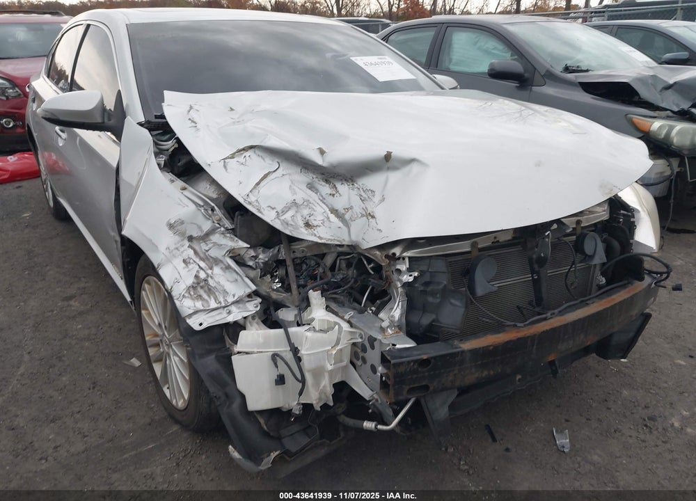 2014 TOYOTA AVALON HYBRID XLE PREMIUM VIN: 4T1BD1EB2EU020825