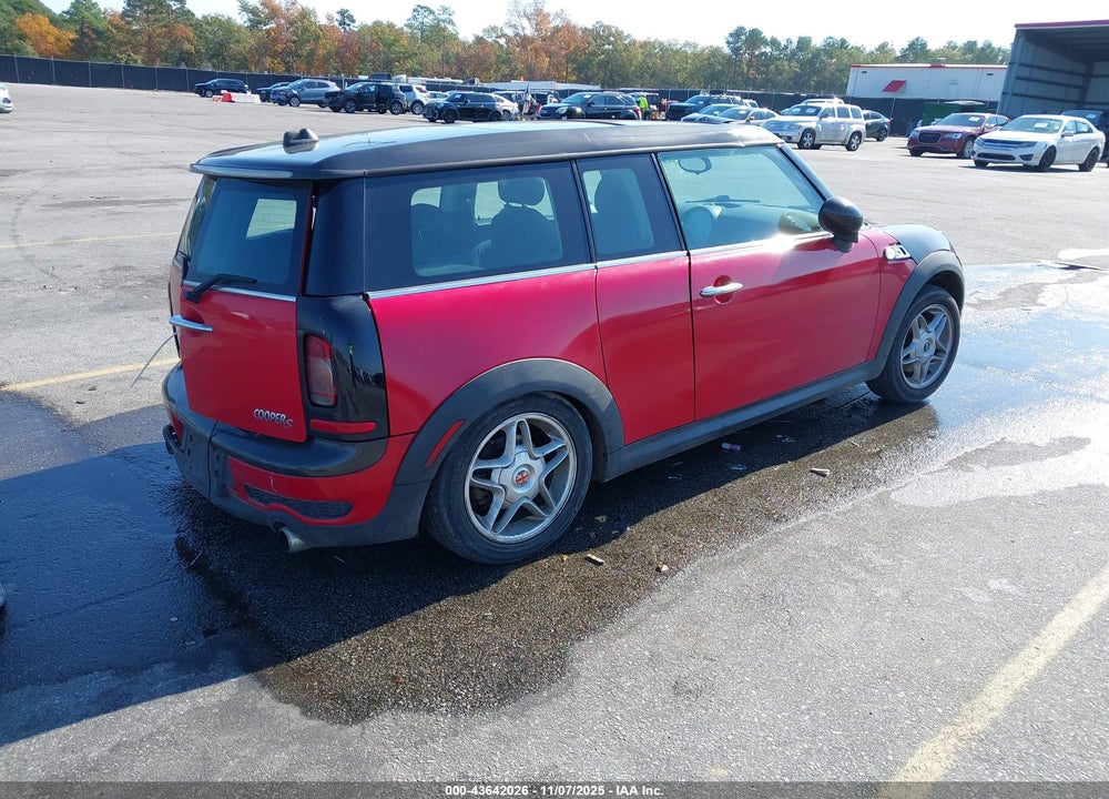 2009 MINI COOPER VIN: WMWMM335X9TP93203