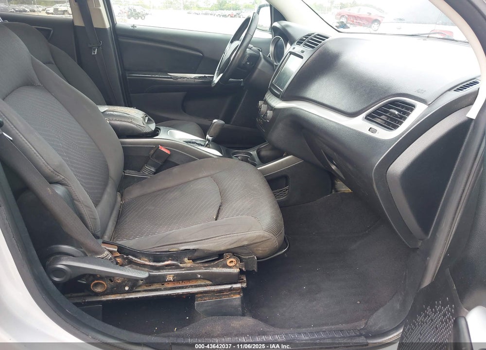 2014 DODGE JOURNEY SXT VIN: 3C4PDCBB3ET308180
