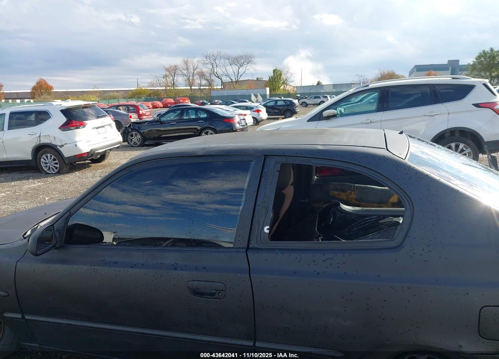 2001 HYUNDAI ACCENT GS VIN: KMHCG35C61U119724