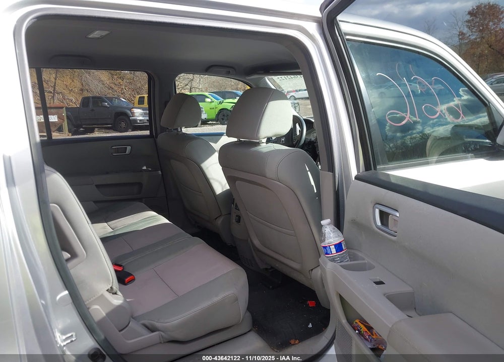 2013 HONDA PILOT VIN: 5FNYF4H42DB059557