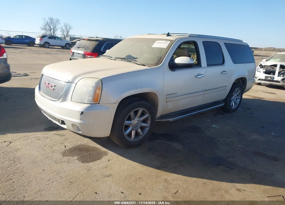 2010 GMC YUKON XL 1500 DENALI VIN: 1GKUKMEF7AR280212