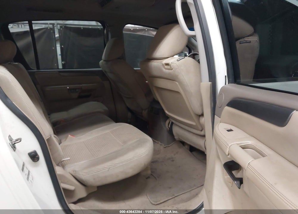 2011 NISSAN ARMADA SV VIN: 5N1AA0ND3BN604947