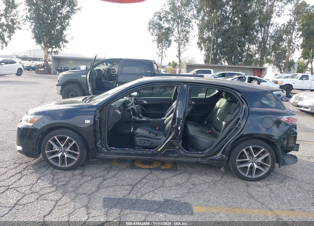 2014 LEXUS CT 200H VIN: JTHKD5BH1E2181780