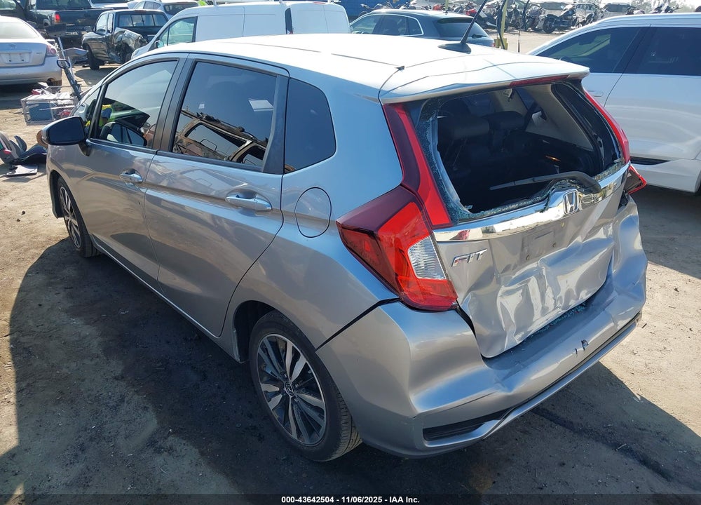 2018 HONDA FIT EX VIN: 3HGGK5H83JM733515
