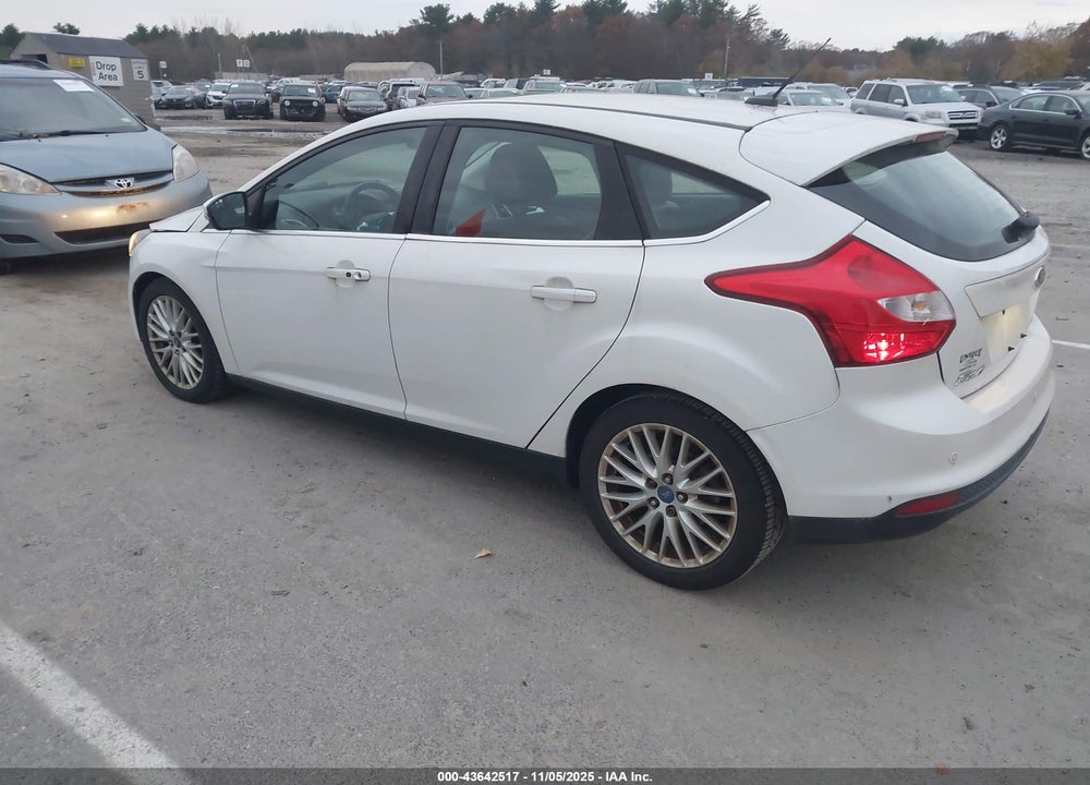 2013 FORD FOCUS TITANIUM VIN: 1FADP3N20DL166585