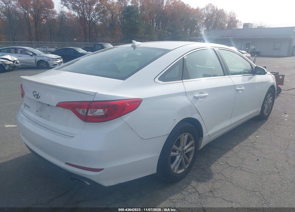 2017 HYUNDAI SONATA VIN: 5NPE24AFXHH564747