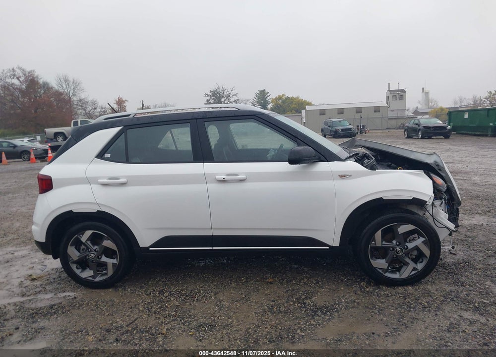 2025 HYUNDAI VENUE LIMITED VIN: KMHRC8A34SU353516