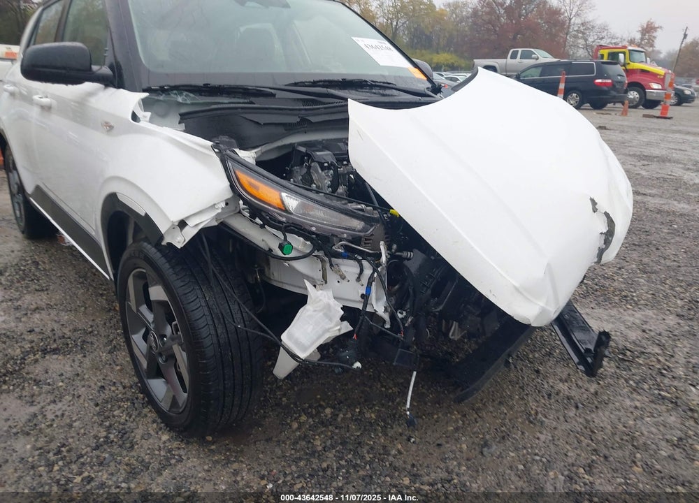 2025 HYUNDAI VENUE LIMITED VIN: KMHRC8A34SU353516