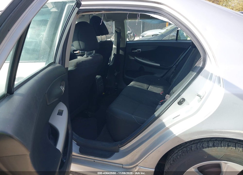 2011 TOYOTA COROLLA S VIN: 2T1BU4EEXBC650634