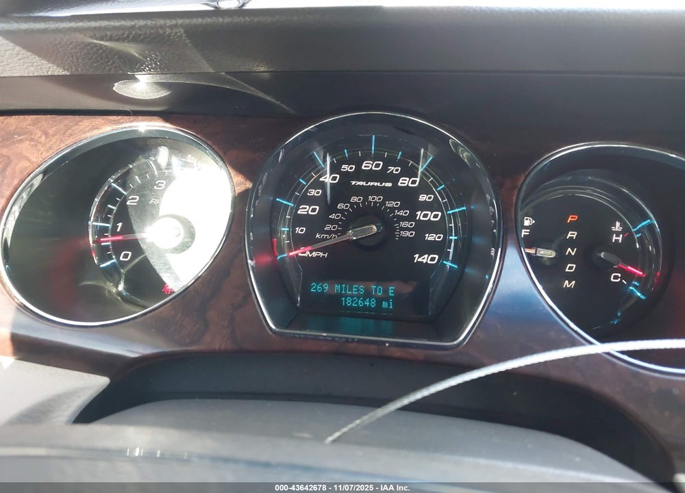 2010 FORD TAURUS VIN: 1FAHP2FW2AG142662