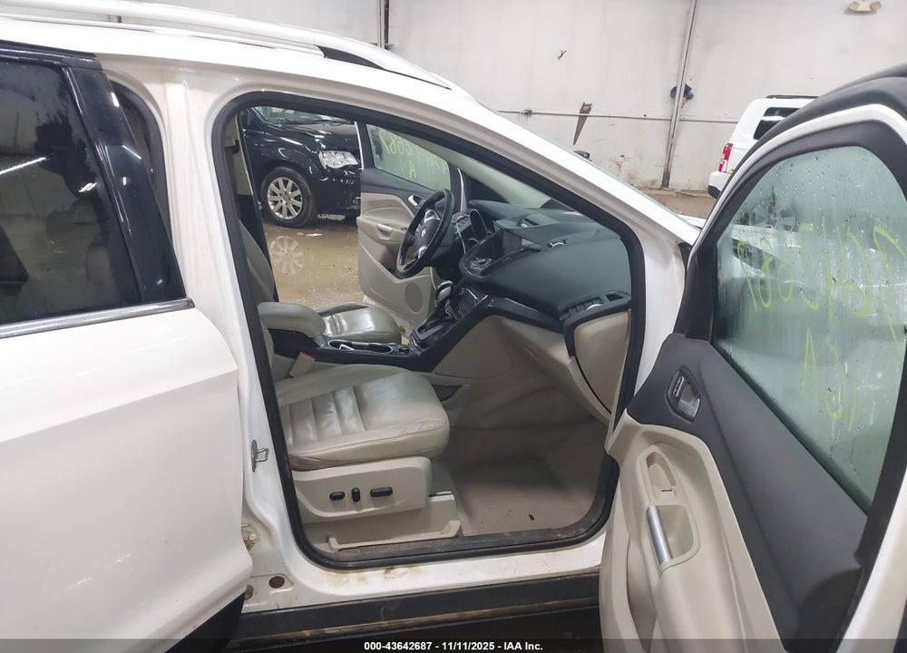 2016 FORD ESCAPE TITANIUM VIN: 1FMCU9J93GUB45406