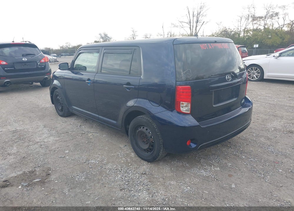 2015 SCION XB VIN: JTLZE4FE4FJ072717