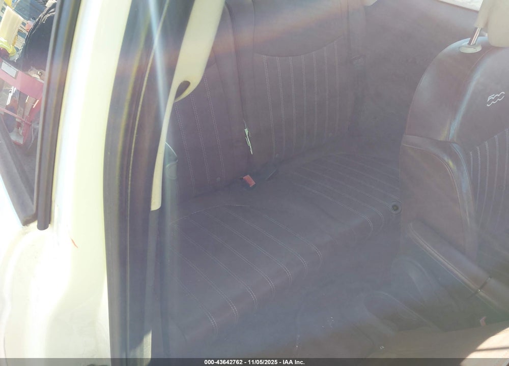 2015 FIAT 500C POP VIN: 3C3CFFDR8FT502858