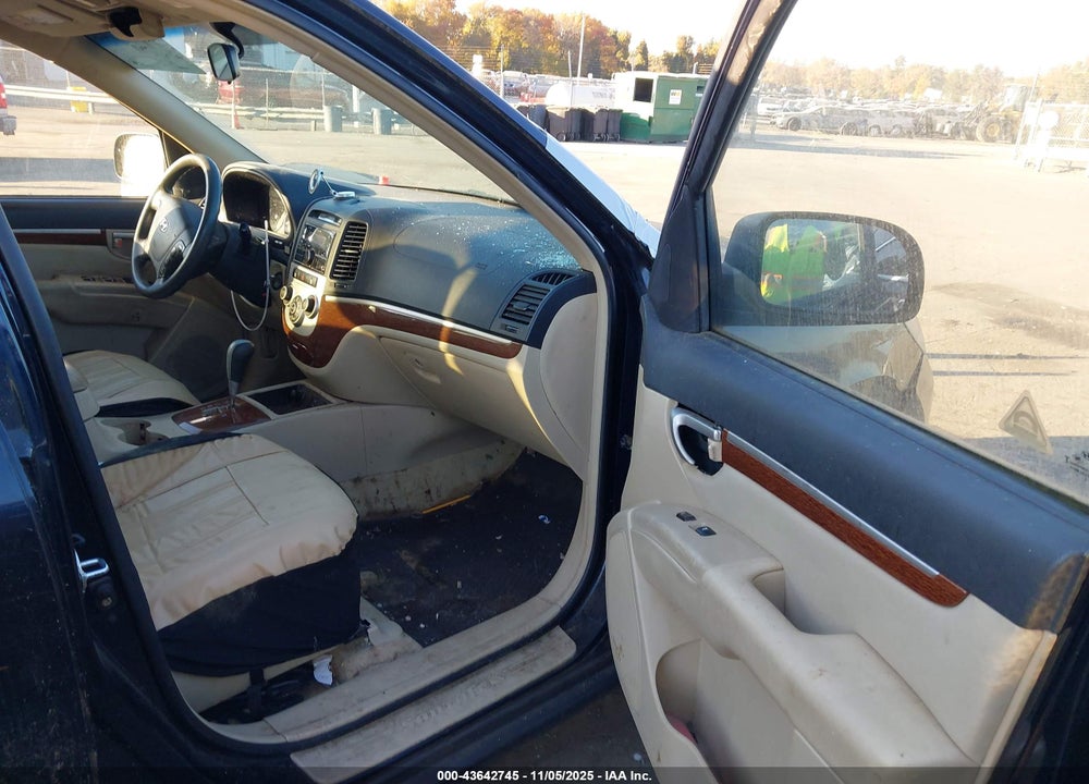 2009 HYUNDAI SANTA FE GLS VIN: 5NMSG13D09H269735
