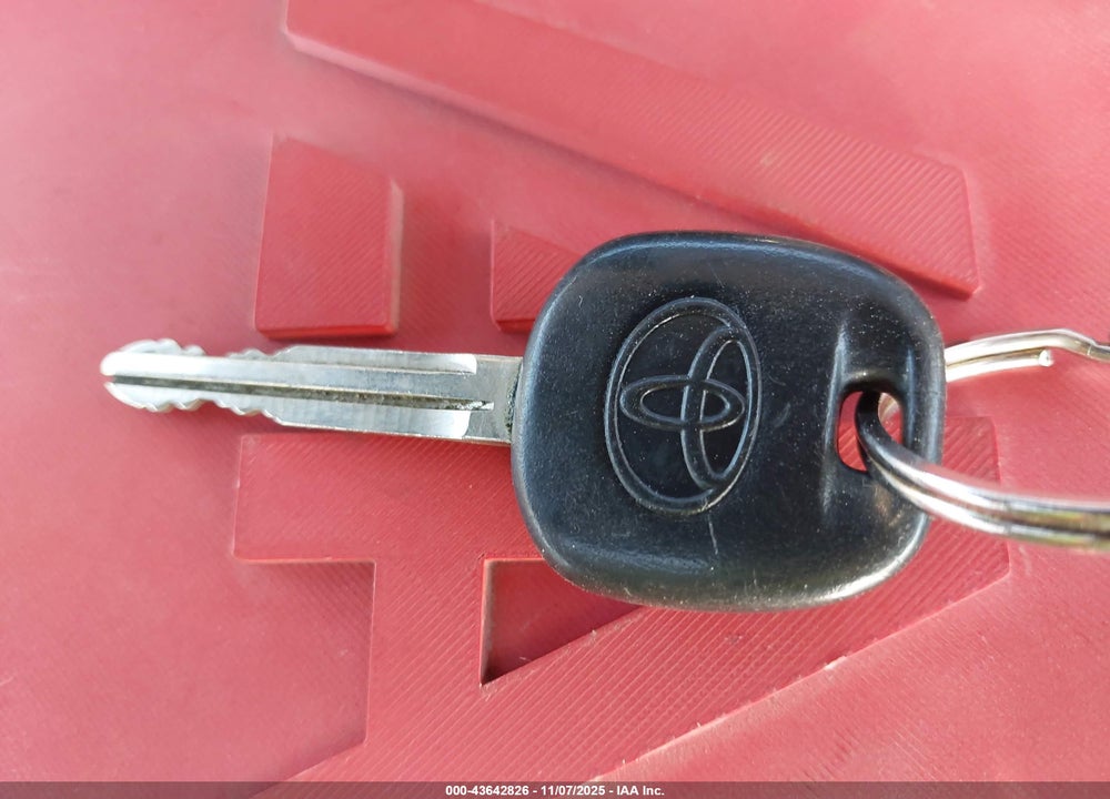 2014 TOYOTA SIENNA XLE 7 PASSENGER VIN: 5TDDK3DC3ES071800
