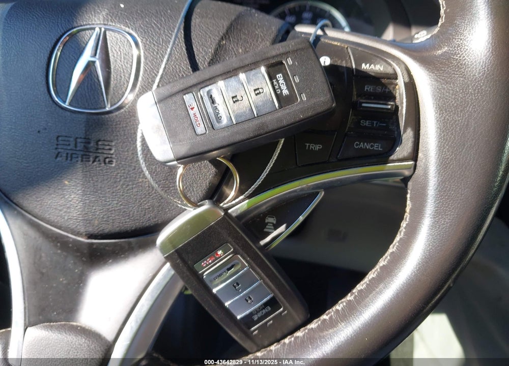 2014 ACURA MDX VIN: 5FRYD4H85EB038372