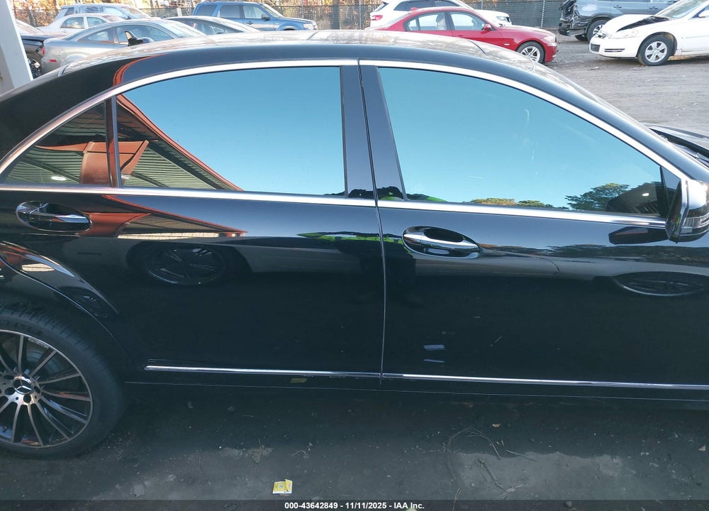 2012 MERCEDES-BENZ S 550 4MATIC VIN: WDDNG9EB3CA433879