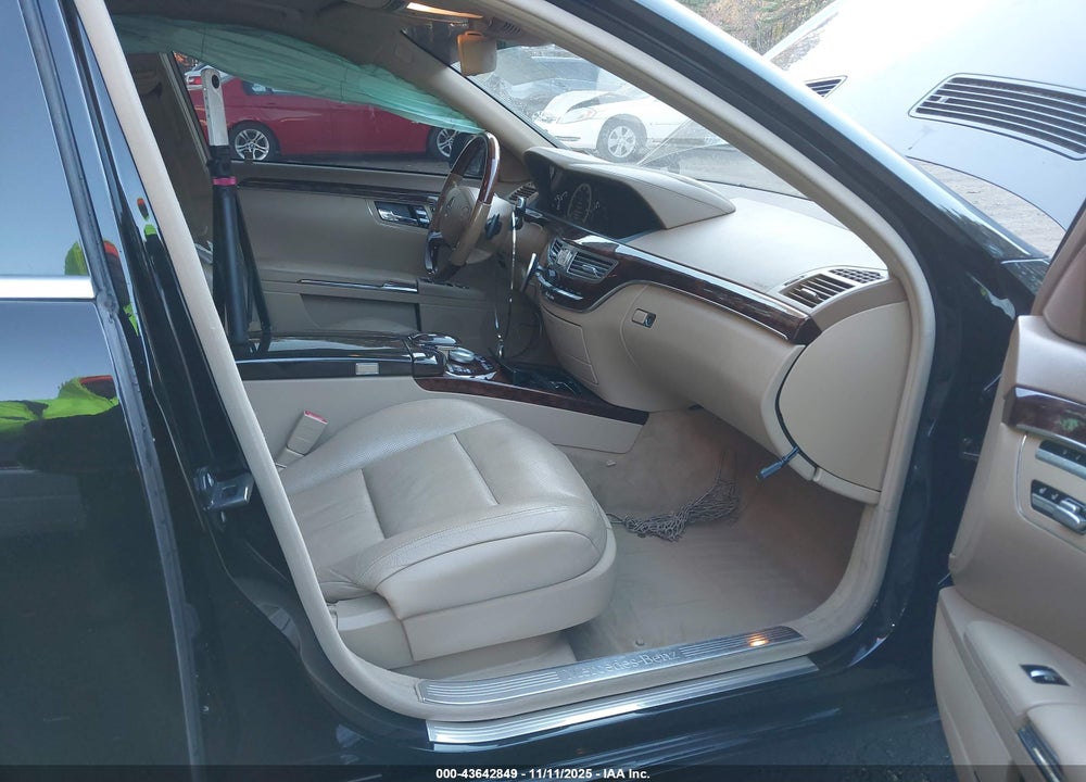 2012 MERCEDES-BENZ S 550 4MATIC VIN: WDDNG9EB3CA433879