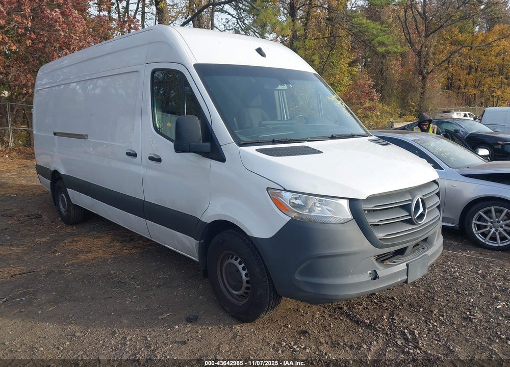 2023 MERCEDES-BENZ SPRINTER HIGH ROOF 4-CYL GAS VIN: W1Y40CHY3PT145759