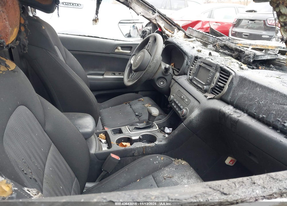 2019 KIA SPORTAGE LX VIN: KNDPMCACXK7530340