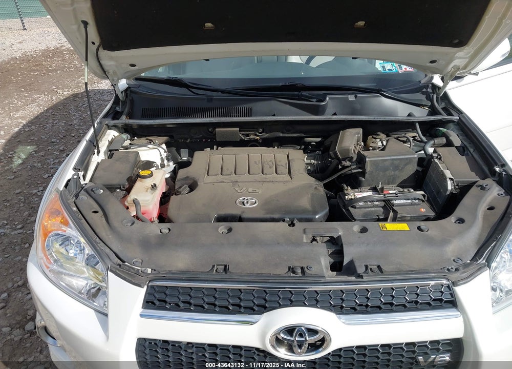 2012 TOYOTA RAV4 LIMITED V6 VIN: 2T3DK4DV0CW069571