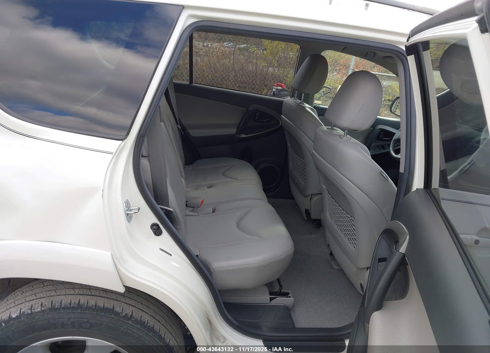 2012 TOYOTA RAV4 LIMITED V6 VIN: 2T3DK4DV0CW069571