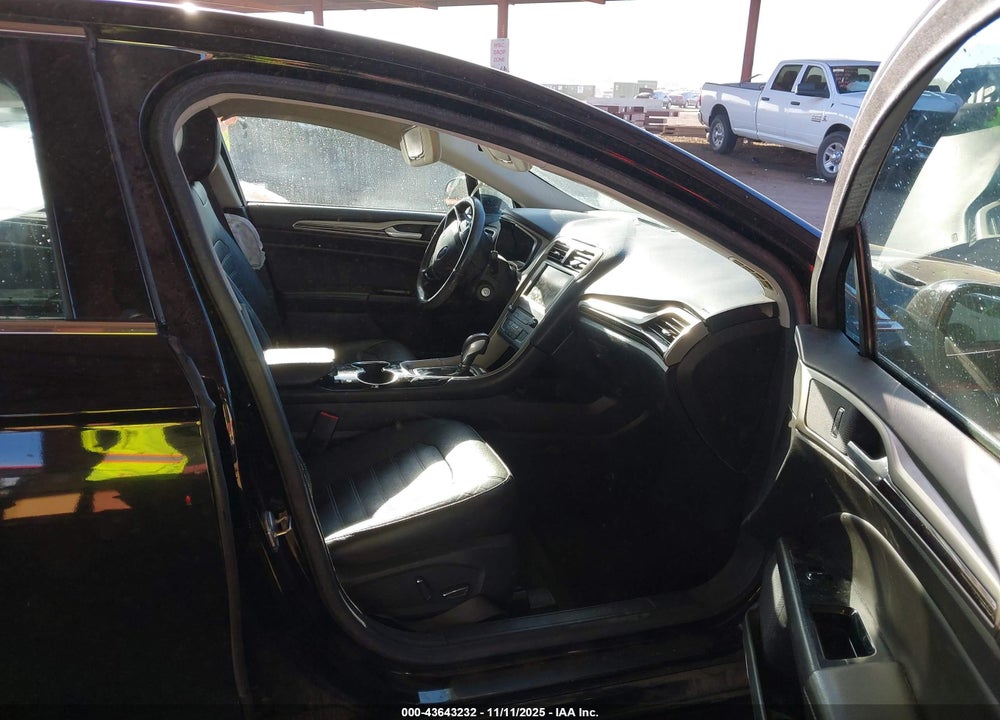2016 FORD FUSION SE VIN: 3FA6P0HD5GR163885