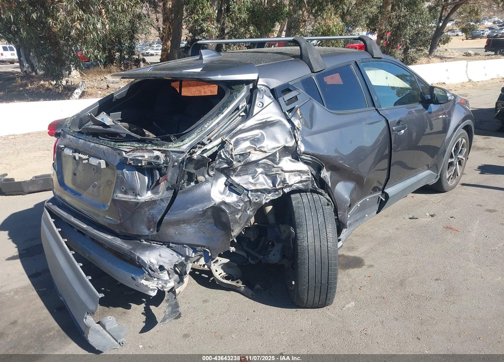2020 TOYOTA C-HR VIN: JTNKHMBX2L1067440