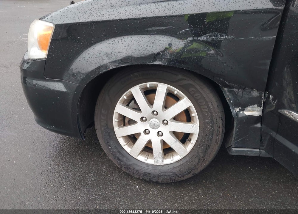 2014 CHRYSLER TOWN & COUNTRY TOURING VIN: 2C4RC1BG8ER448630
