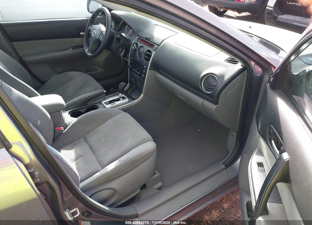 2007 MAZDA 6 I SPORT VIN: 1YVHP80C275M15710
