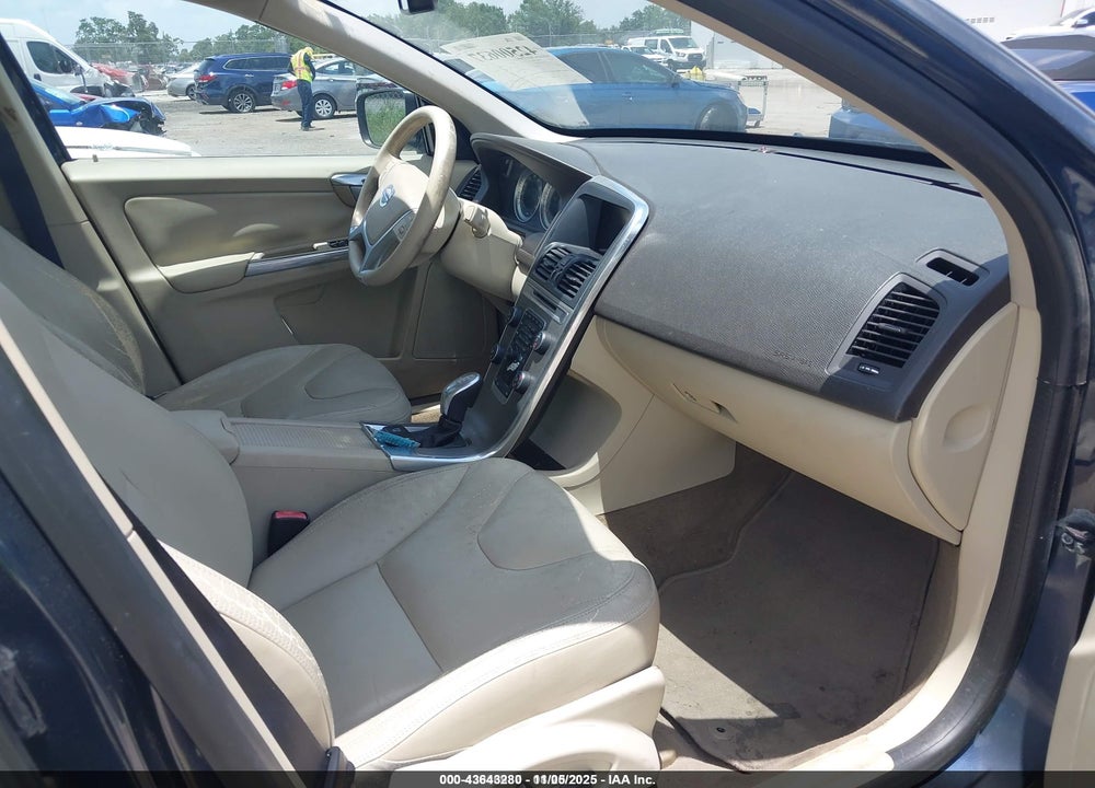 2013 VOLVO XC60 3.2 PREMIER PLUS VIN: YV4952DL9D2379001