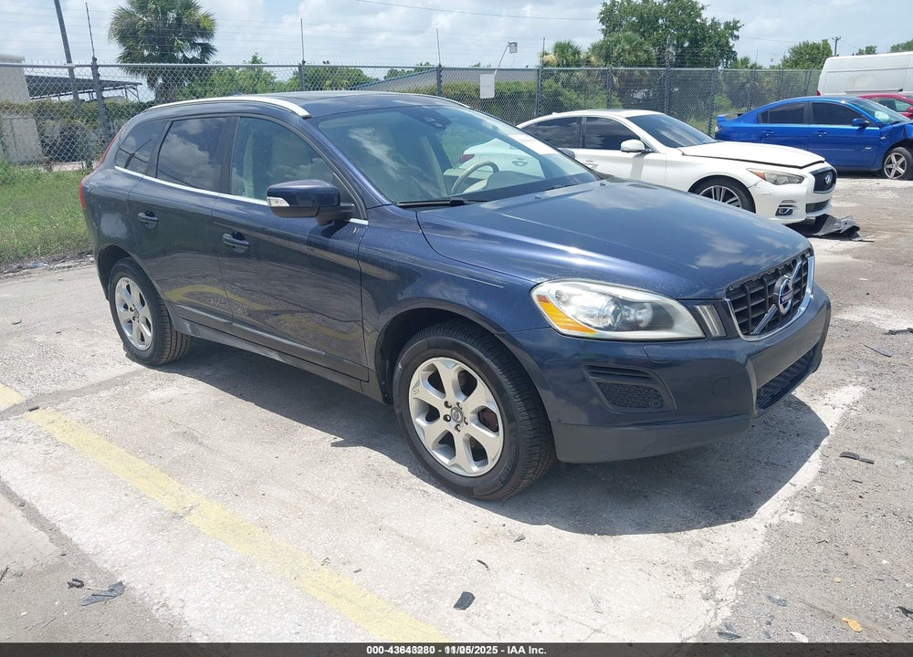 2013 VOLVO XC60 3.2 PREMIER PLUS VIN: YV4952DL9D2379001
