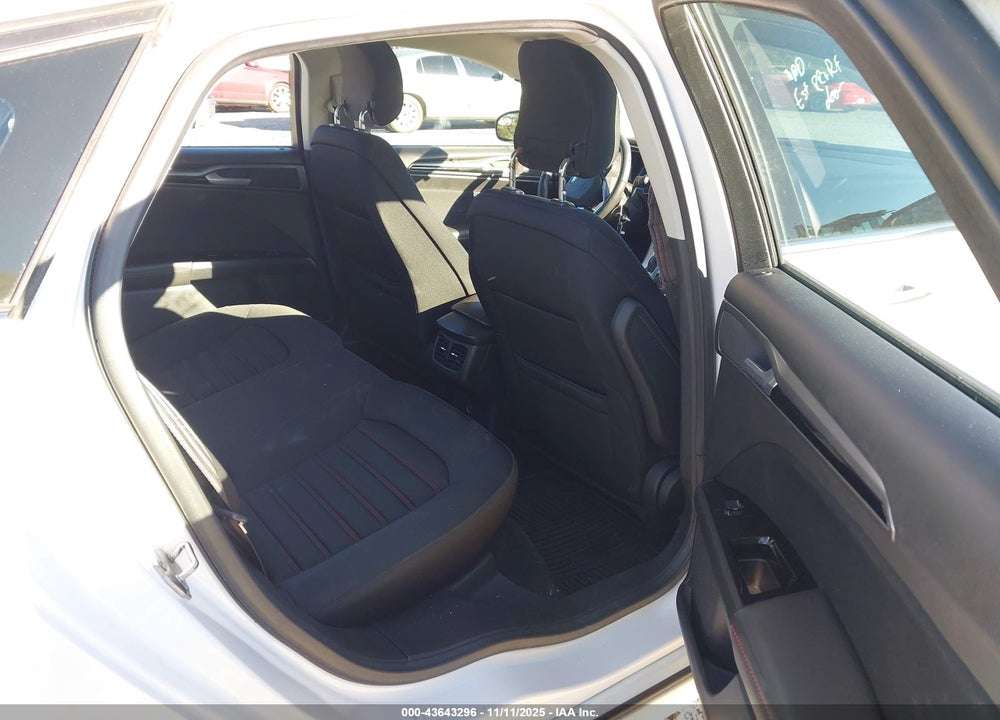 2013 FORD FUSION SE VIN: 3FA6P0HR5DR136225