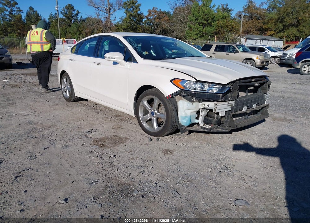 2013 FORD FUSION SE VIN: 3FA6P0HR5DR136225
