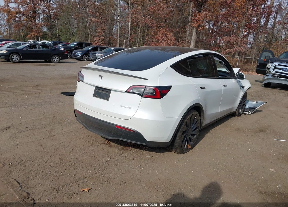 2021 TESLA MODEL Y PERFORMANCE DUAL MOTOR ALL-WHEEL DRIVE VIN: 5YJYGDEF3MF197126