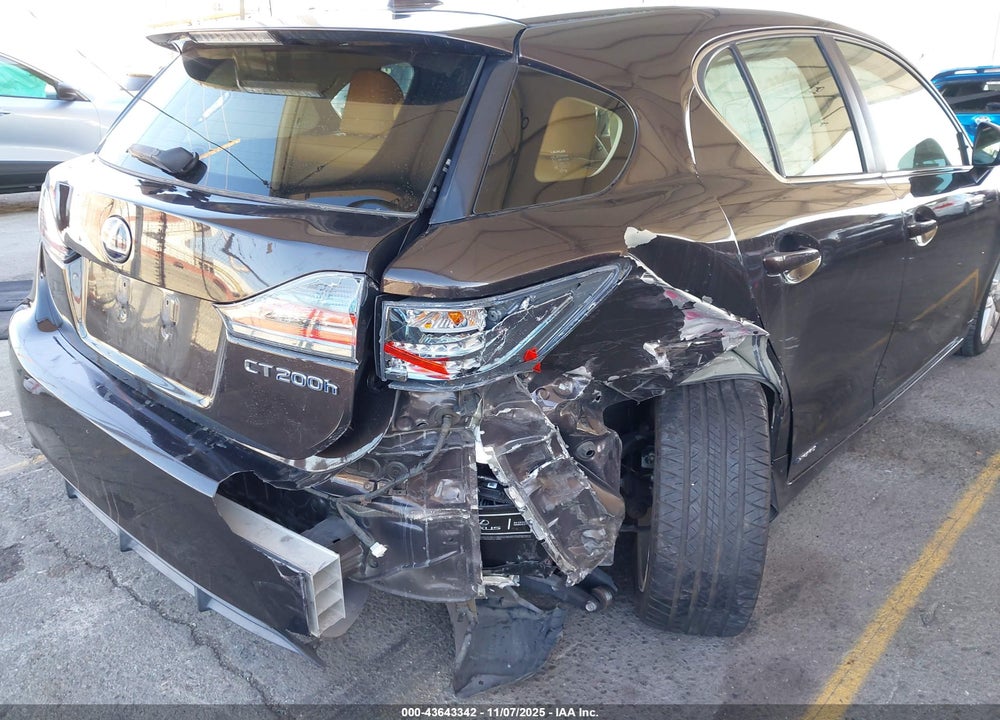 2014 LEXUS CT 200H VIN: JTHKD5BH5E2182043