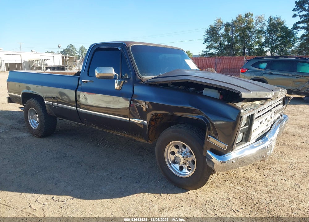 1985 CHEVROLET C20 VIN: 1GCGC24M4FF436581