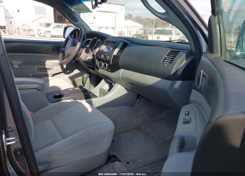 2011 TOYOTA TACOMA PRERUNNER VIN: 5TFJX4GN5BX003933