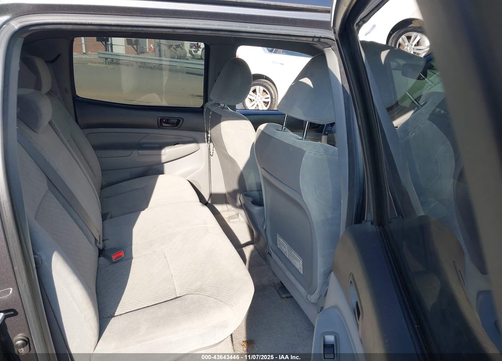 2011 TOYOTA TACOMA PRERUNNER VIN: 5TFJX4GN5BX003933