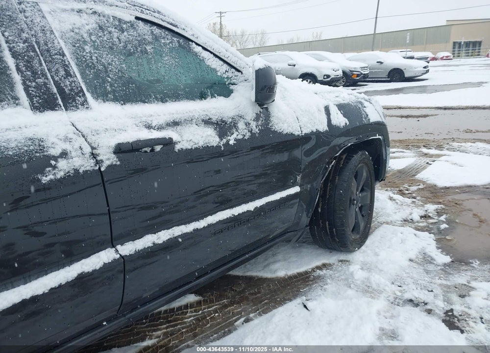 2015 JEEP GRAND CHEROKEE ALTITUDE VIN: 1C4RJFAG7FC607832
