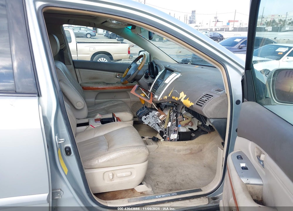 2004 LEXUS RX 330 VIN: JTJGA31U940019664